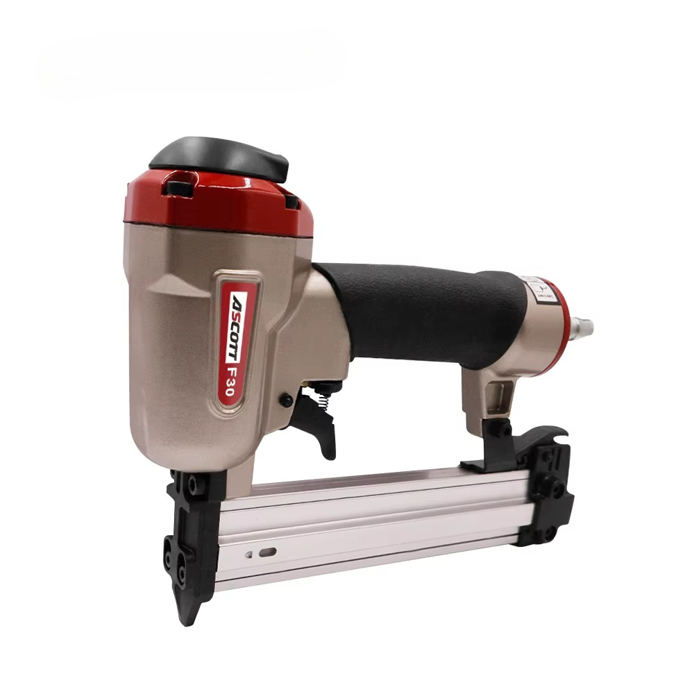 Cloueur pneumatique industriel - Woodworking Industry avis et prix