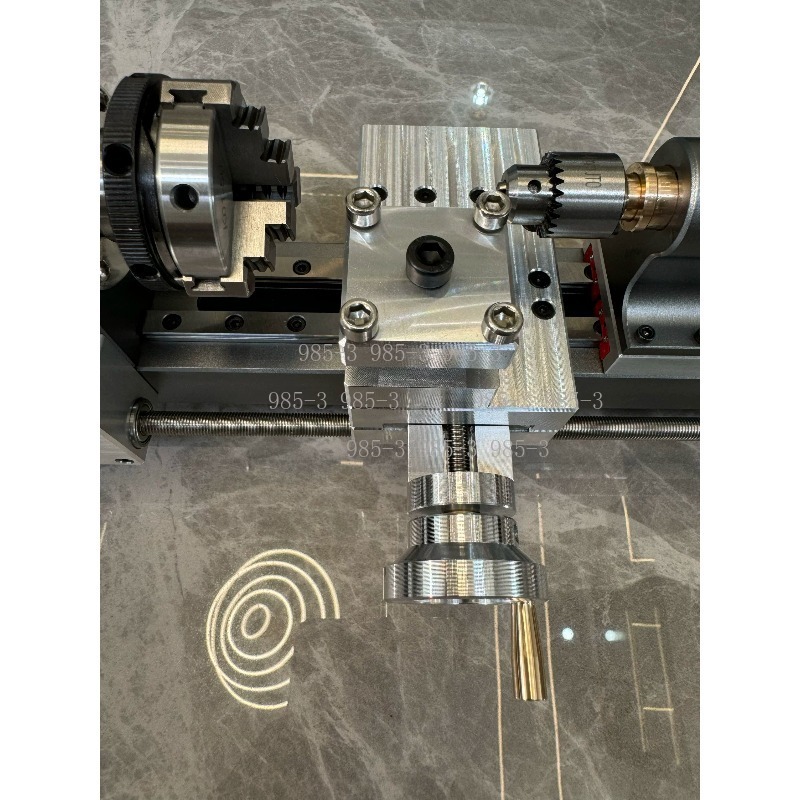 Mini tour à métaux de précisio - Woodworking Hobby avis et prix