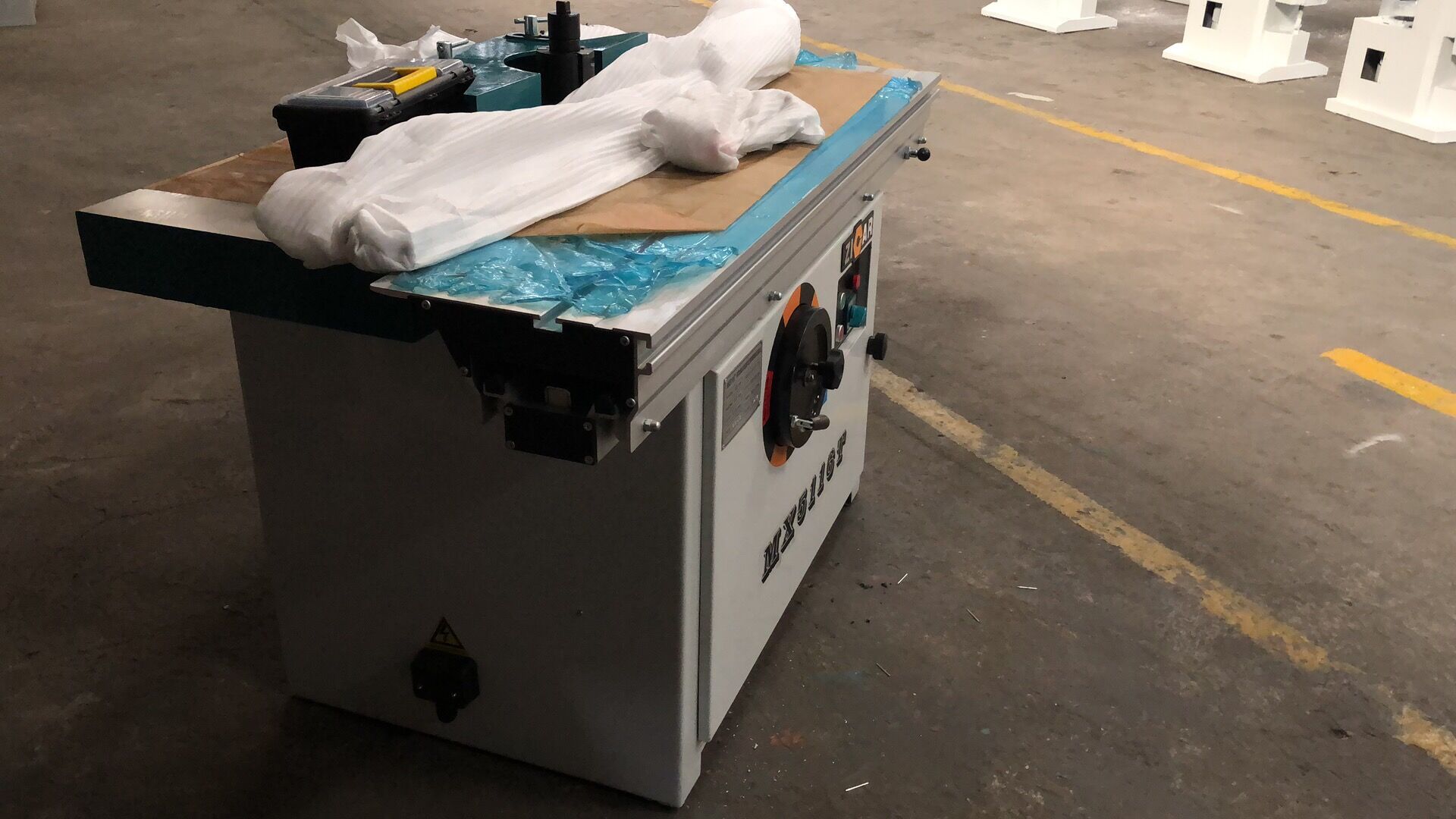 ZICAR – Machine de moulage de  - Zicar Woodworking Machinery avis et prix